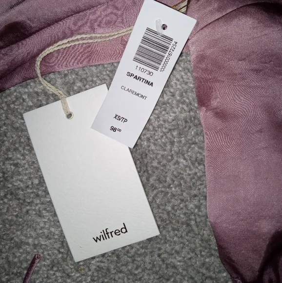 Spartina Satin BlouseSatin V-neck ruffle blouse - Picture 8 of 10